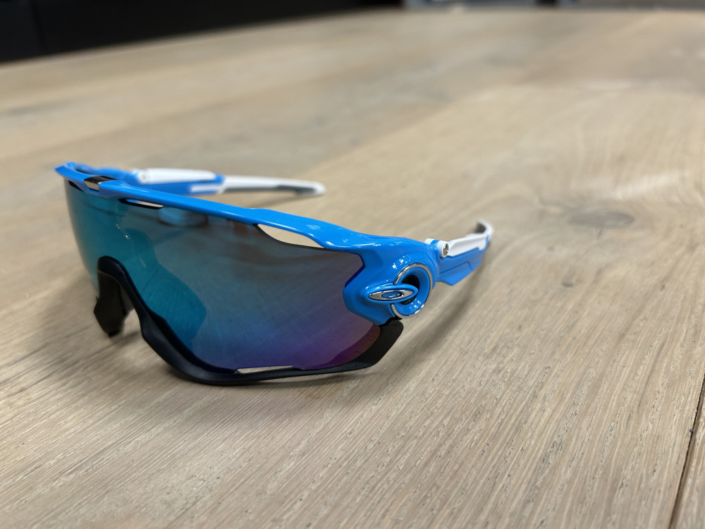 OAKLEY JAWBREAKER – SKY BLUE / BLACK / ICE IRIDIUM